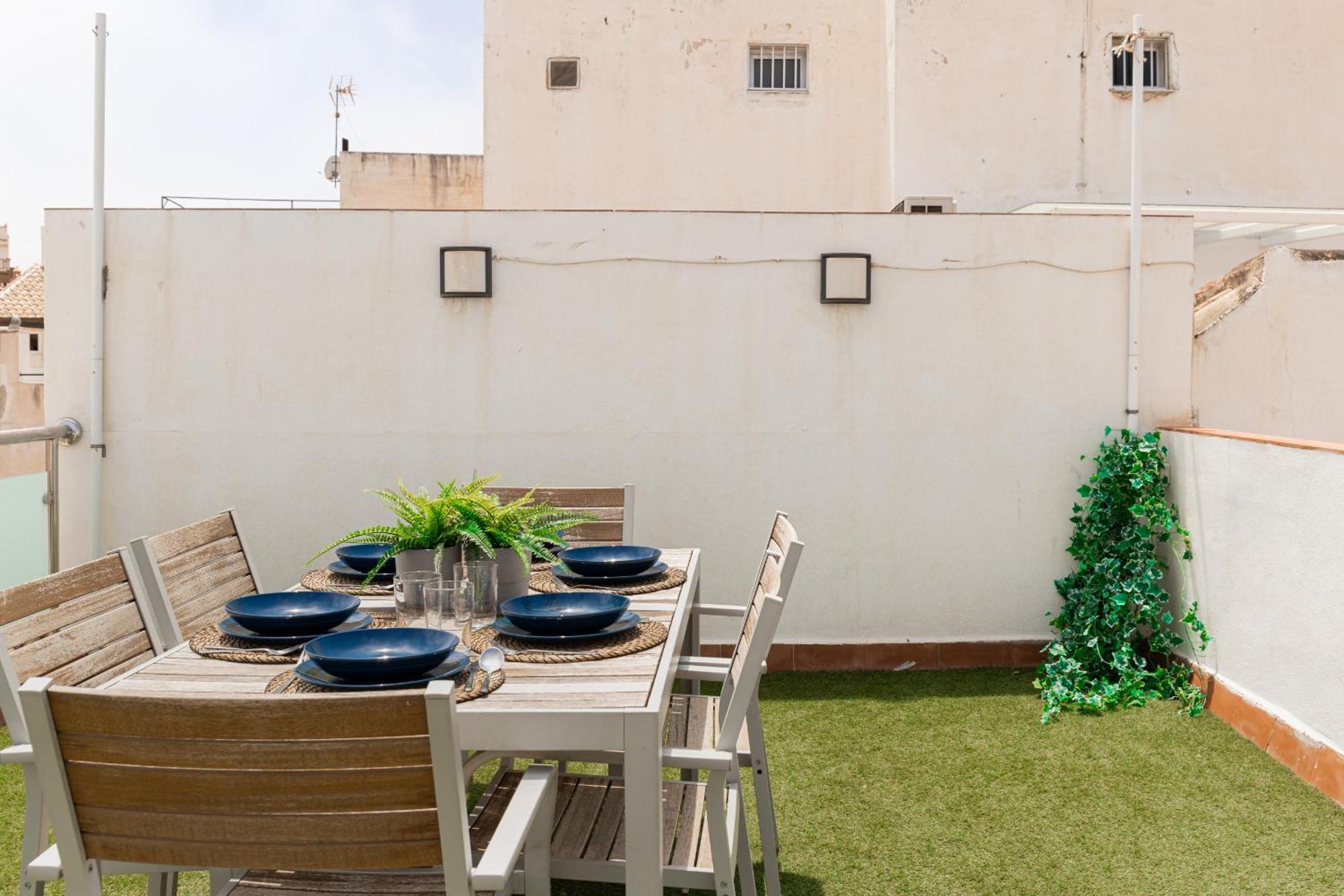 Appartement C103 - Sunny Terrace, Old Town Views *